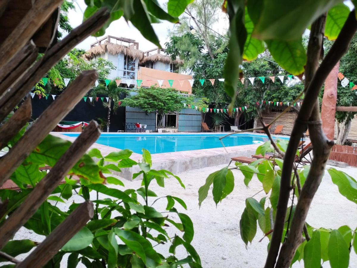 The All Inclusive Hostel - Food, Drinks And Transportation To The Beach And Cenotes Tulum Exterior foto
