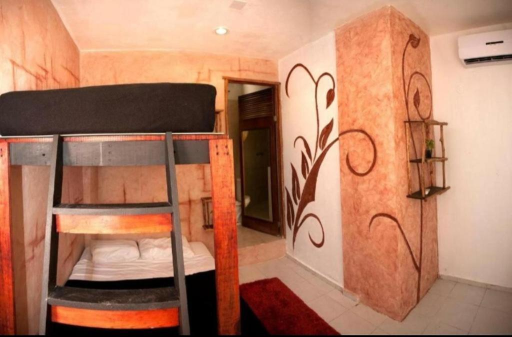 The All Inclusive Hostel - Food, Drinks And Transportation To The Beach And Cenotes Tulum Exterior foto